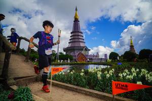 BIB: 30314
                            <button type="button" onclick="openModal(19225326)" class="btn btn-primary btn-sm float-right btn-popup" data-toggle="modal" data-target=".modal-high-quality">
                        <i class="fas fa-shopping-cart"></i> Add to Cart
                    </button>
                                            <button type="button" onclick="isThisMe(19225326, true)" class="btn btn-success btn-sm float-right btn-popup btn-isme hidden" data-toggle="tooltip" data-placement="bottom" title="นี่คือรูปของคุณใช่ไหม คลิกที่นี่เพื่อเอาเข้าอัลบั้ม">
                        <i class="fas fa-plus"></i> Add to album
                    </button>
                    <button type="button" onclick="isThisMe(19225326, false)" class="btn btn-warning btn-sm float-right btn-popup btn-isnotme hidden">
                        <i class="fas fa-ban"></i> Remove from album
                    </button>